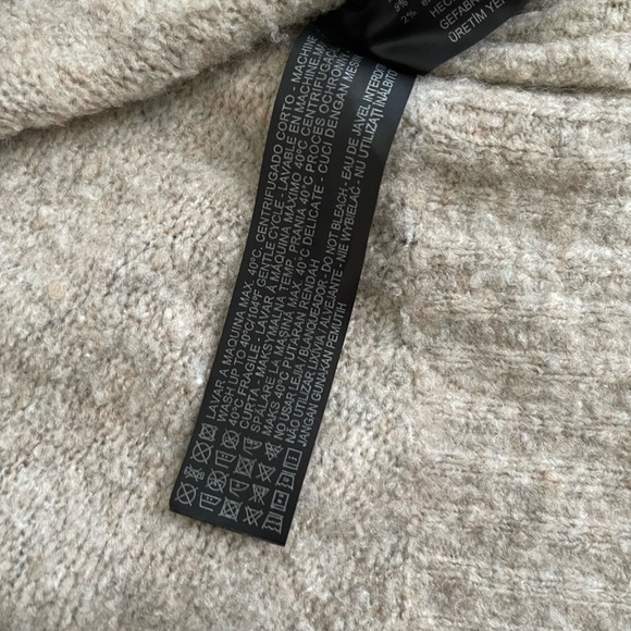 Zara Wool Blend Cream Crew Neck Sweater Medium - Picture 4 of 9